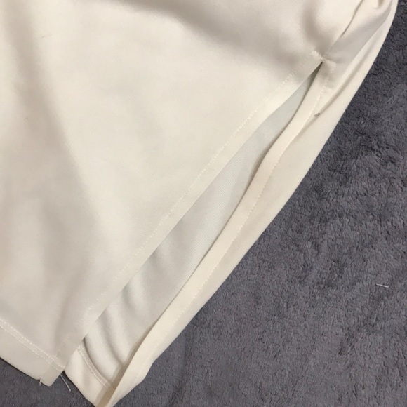 RW&CO | White Sleeveless Long Vest - Picture 3 of 4